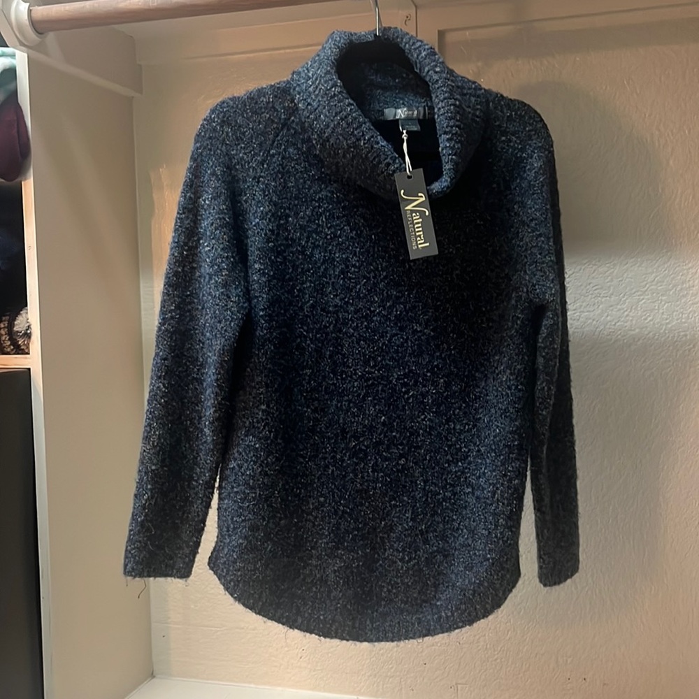 Natural Reflections turtleneck